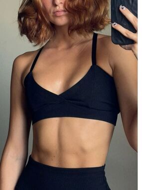 Live The Process Black Top Bra Size XS